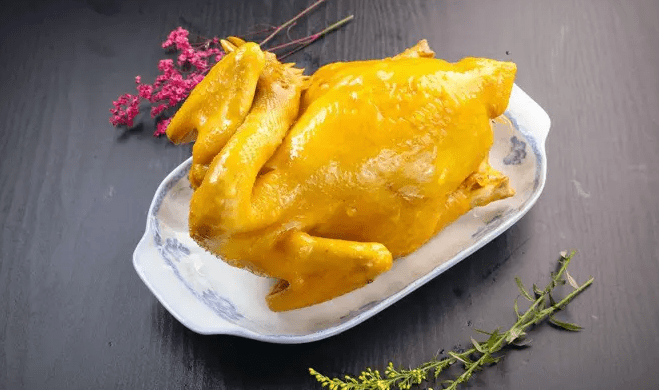 中國(guó)粵菜的故事：東江鹽焗雞，入味大法順手捏來！