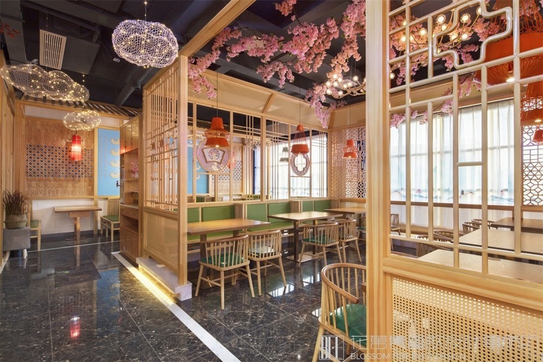 專業(yè)餐飲店裝修設計