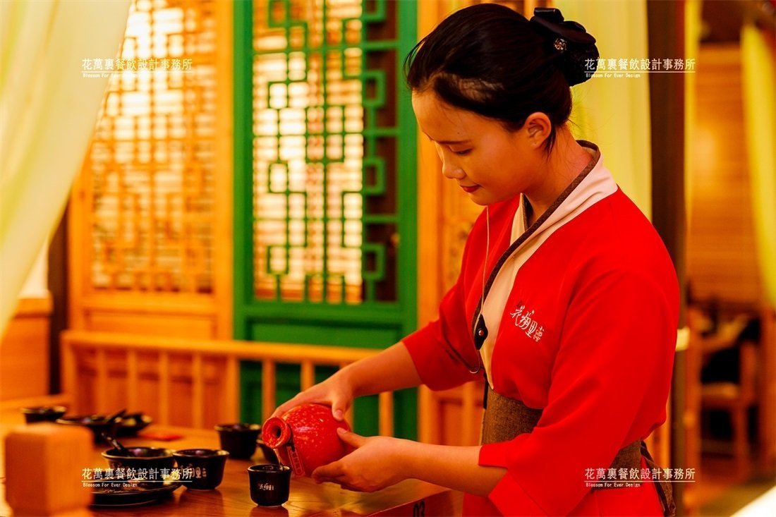 【花栩里】酒館餐飲全案策劃設(shè)計案例圖片 18