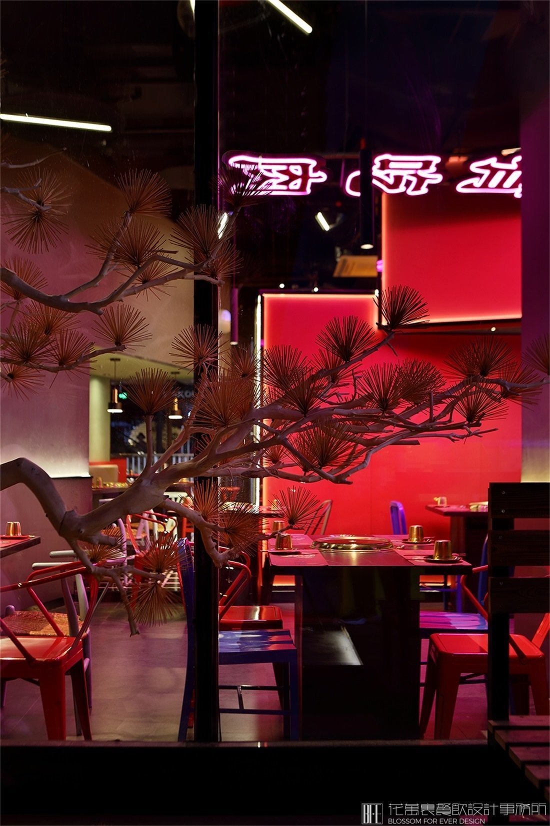 【楊排風(fēng)】燒烤店餐飲空間設(shè)計(jì)案例圖片 12