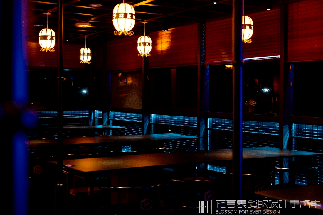 【燒蠔幫】燒烤店餐飲空間設(shè)計案例 14