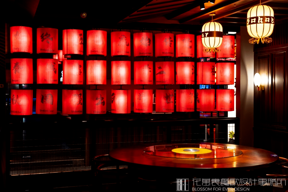 【燒蠔幫】燒烤店餐飲空間設(shè)計案例 16