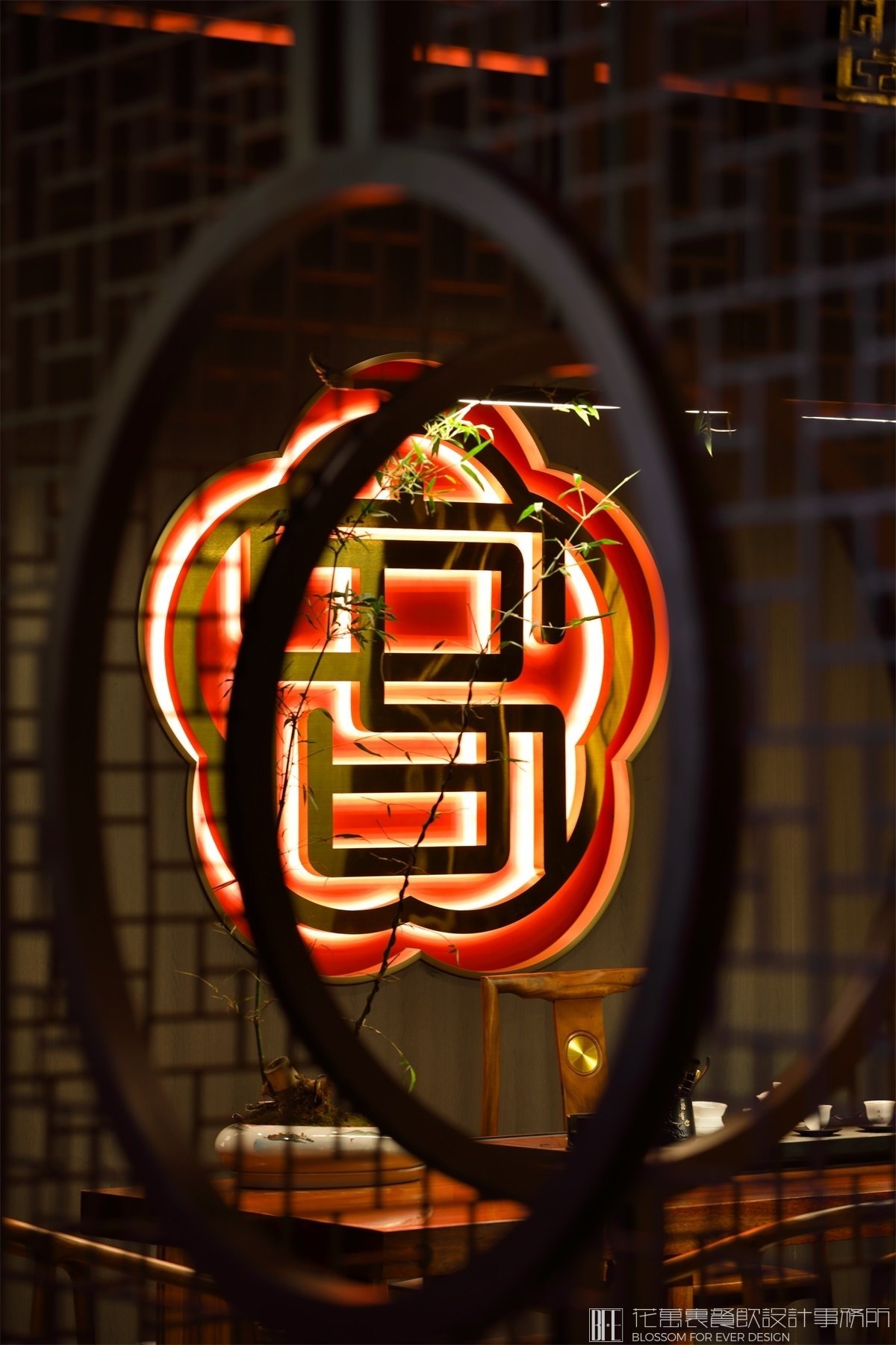 【客家皇子】中餐餐飲全案策劃設(shè)計案例 空間設(shè)計圖8